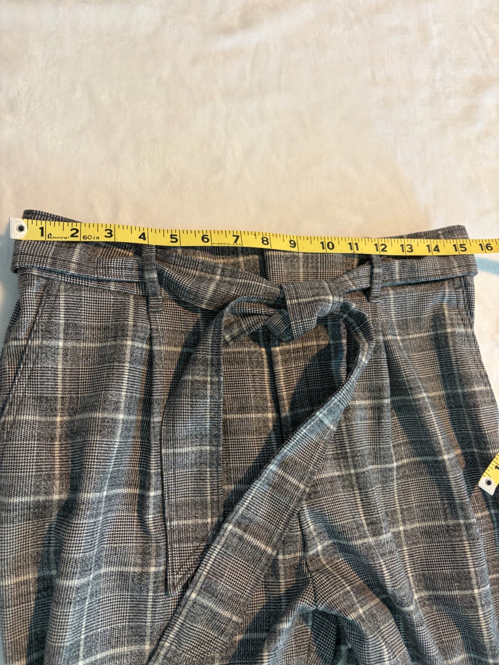 GAP Gray Plaid Cropped Tie-Waist Pants - Picture 4 of 13